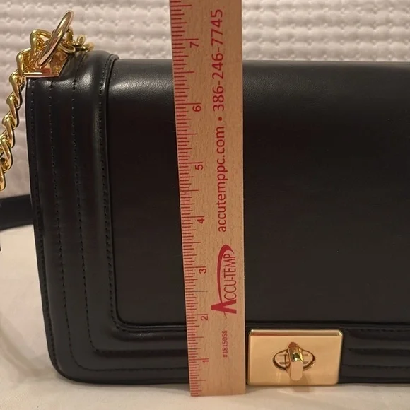 NEW Worthington Crossbody Bag Black Gold Phoebe - Picture 8 of 9